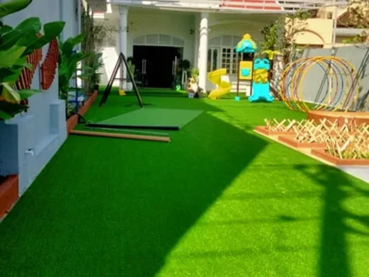 Cỏ nhân tạo ngày càng phổ biến và được yêu thích