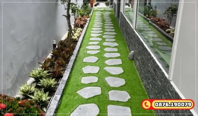 Thiết kế khuôn viên sân vườn với lối đi bvằng đá