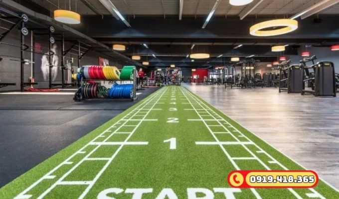 Cỏ nhân tạo phòng GYM đảm bảo không mùi, thân thiện với môi trường và sức khỏe