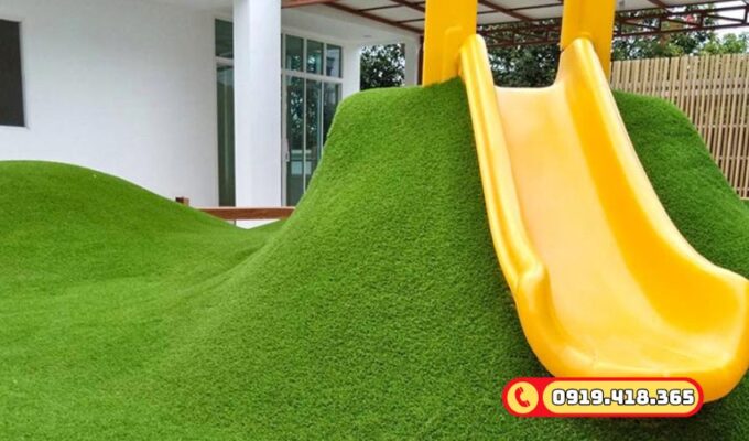 Điểm nhấn đẹp mắt với cỏ nhân tạo